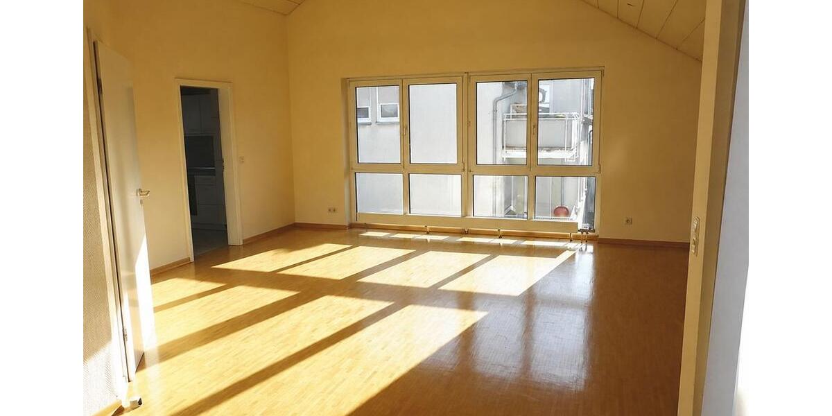 Dachgeschoßwohnung Frankfurt am Main West - 3 Zimmer, 102 m&sup2;, 459.000&euro; | Angebot:27535321