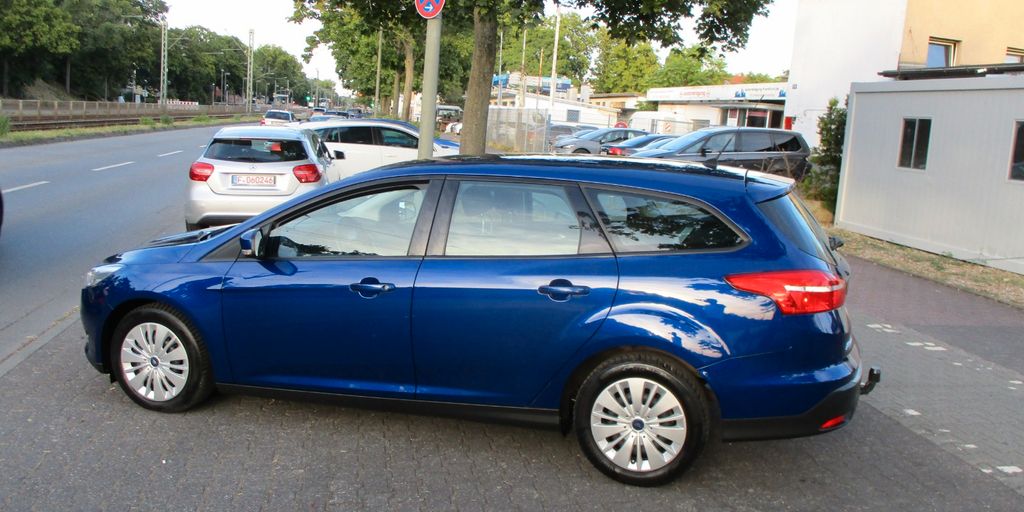 Ford Focus 193.000 km 4.350 &euro; Frankfurt am Main 65933