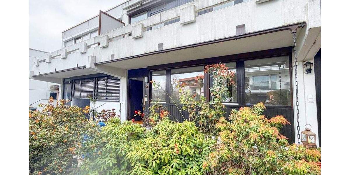 Reihenmittelhaus Kronberg im Taunus / Oberhöchstadt Taunus Oberhöchstadt - 5 Zimmer, 140 m&sup2;, 580.000&euro; | Angebot:25686318