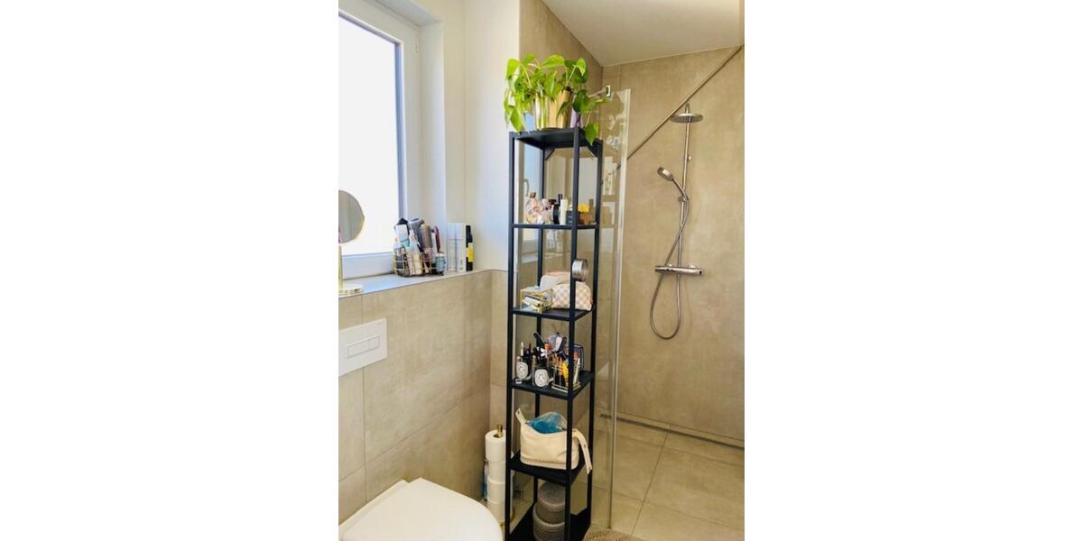 Dachgeschoßwohnung Frankfurt am Main Ginnheim - 2 Zimmer, 57 m&sup2;, 1.165&euro; | Angebot:25648822