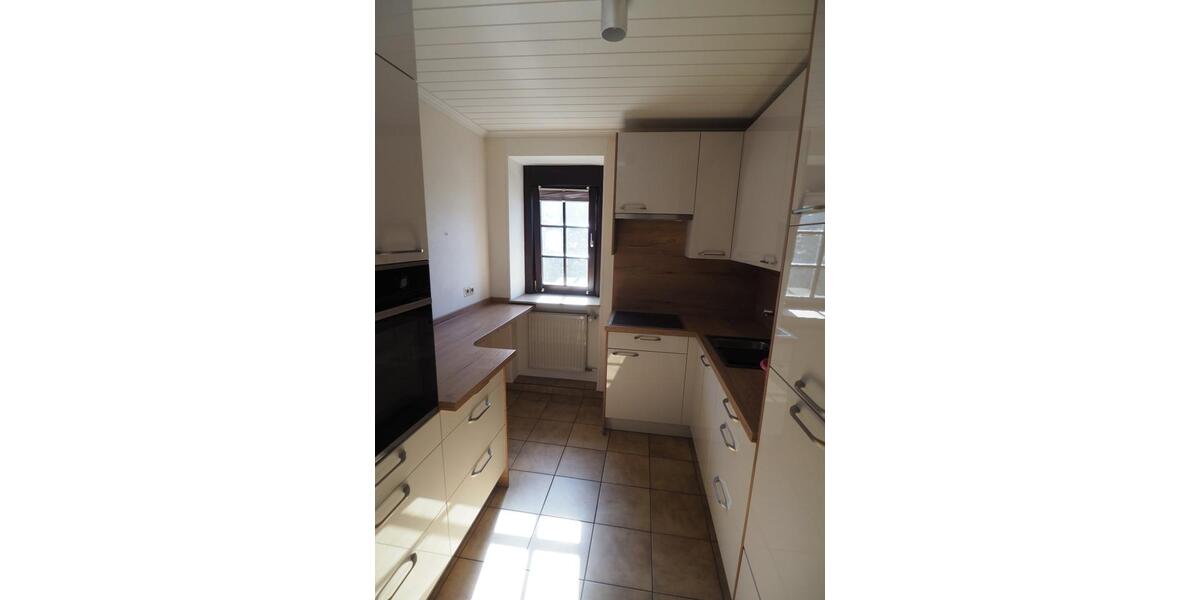 Maisonettenwohnung Eschborn - 4 Zimmer, 135 m&sup2;, 1.750&euro; | Angebot:27572573