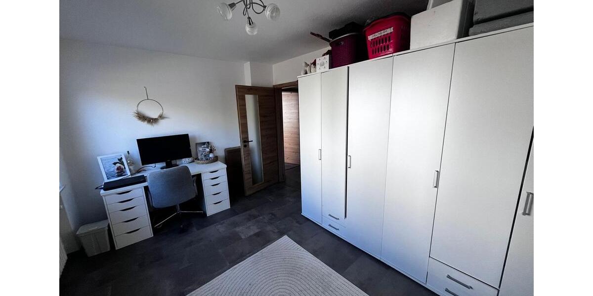 Erdgeschoßwohnung Gründau - 3.5 Zimmer, 87 m&sup2;, 950&euro; | Angebot:26337444