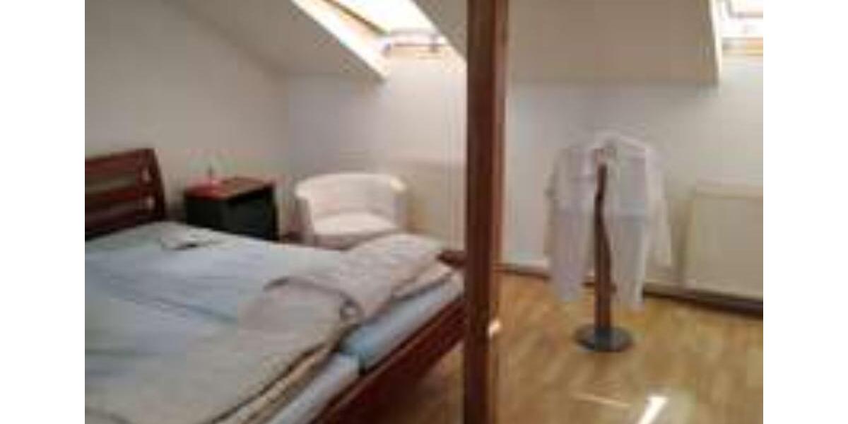 Dachgeschoßwohnung Offenbach am Main - 2.5 Zimmer, 70 m&sup2;, 1.000&euro; | Angebot:25217027