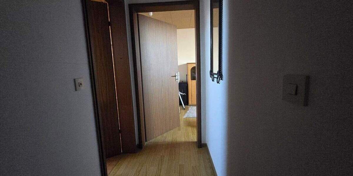 Reihenmittelhaus Aschaffenburg Damm - 5 Zimmer, 135 m&sup2;, 399.000&euro; | Angebot:25749975