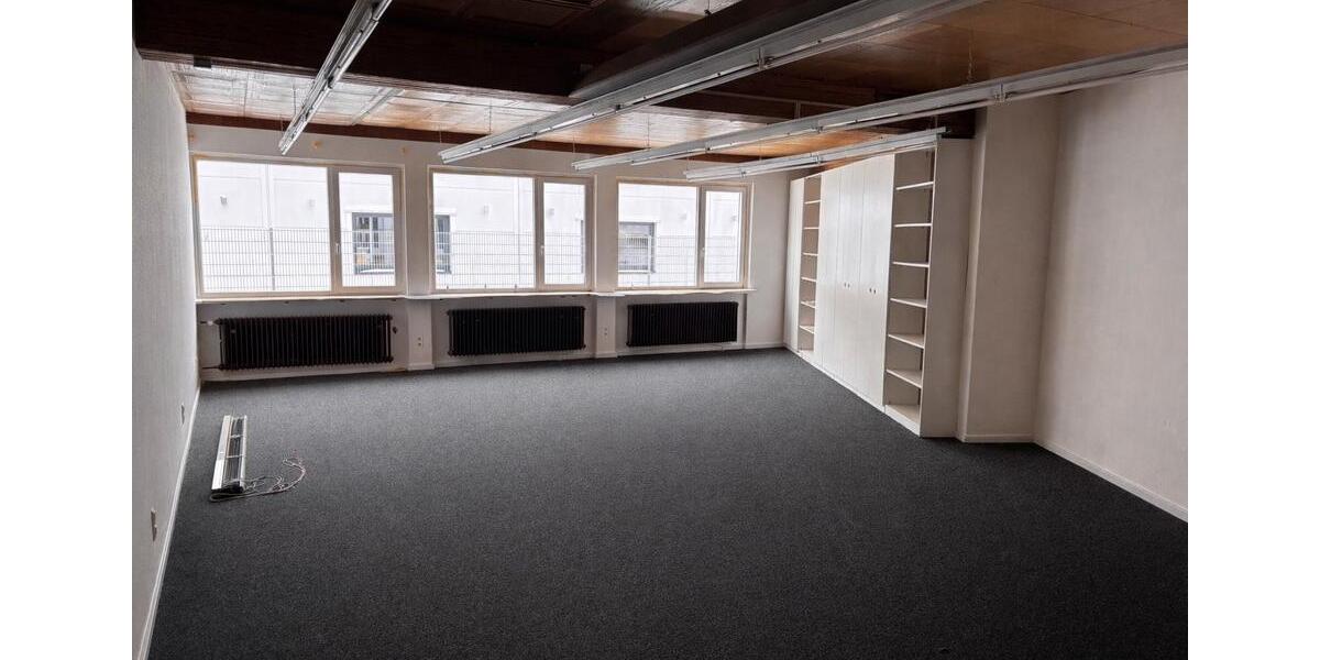 Gewerbeobjekt Dreieich - 2.200&euro; | Angebot:25152852