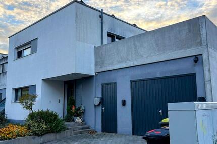 Haus Offenbach am Main Bürgel - 6 Zimmer, 160 m&sup2;, 530.000&euro; | Angebot:25725404