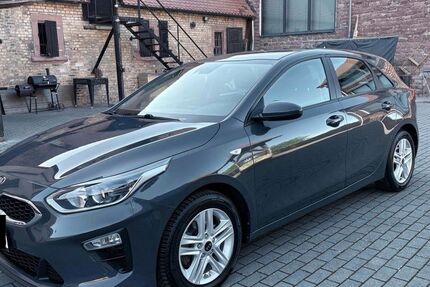 Kia ceed / Ceed 124.000 km 8.700 &euro; Maintal 63477