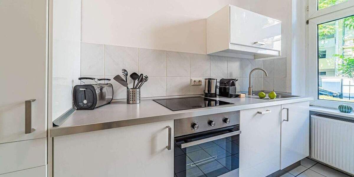 Etagenwohnung Frankfurt am Main Westend-Süd - 2 Zimmer, 67 m&sup2;, 2.460&euro; | Angebot:25661927