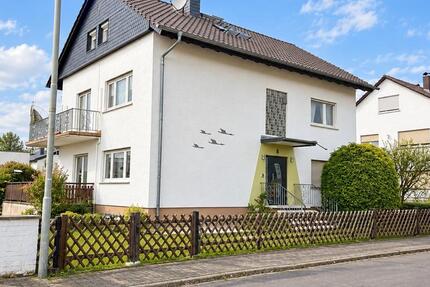 Haus Limeshain - 8 Zimmer, 236 m&sup2;, 5.000&euro; | Angebot:27620683