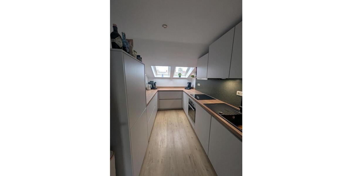 Dachgeschoßwohnung Friedberg (Hessen) - 3 Zimmer, 91 m&sup2;, 325.000&euro; | Angebot:25902620