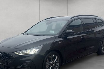 Ford Focus 12.032 km 23.950 &euro; Frankfurt 60386