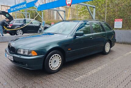BMW 525 260.000 km 3.950 &euro; Aschaffenburg 63741
