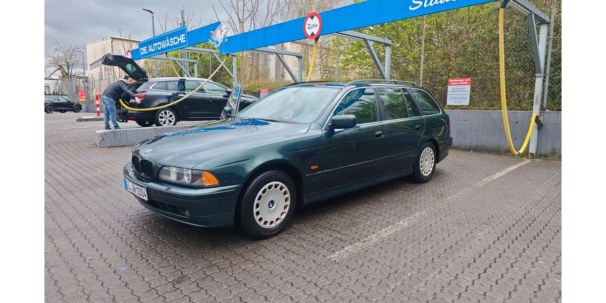 BMW 525 260.000 km 3.950 &euro; Aschaffenburg 63741