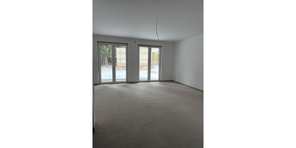 Reihenhaus Bad Homburg vor der Höhe Gonzenheim - 6 Zimmer, 180 m&sup2;, 3.950&euro; | Angebot:27667740