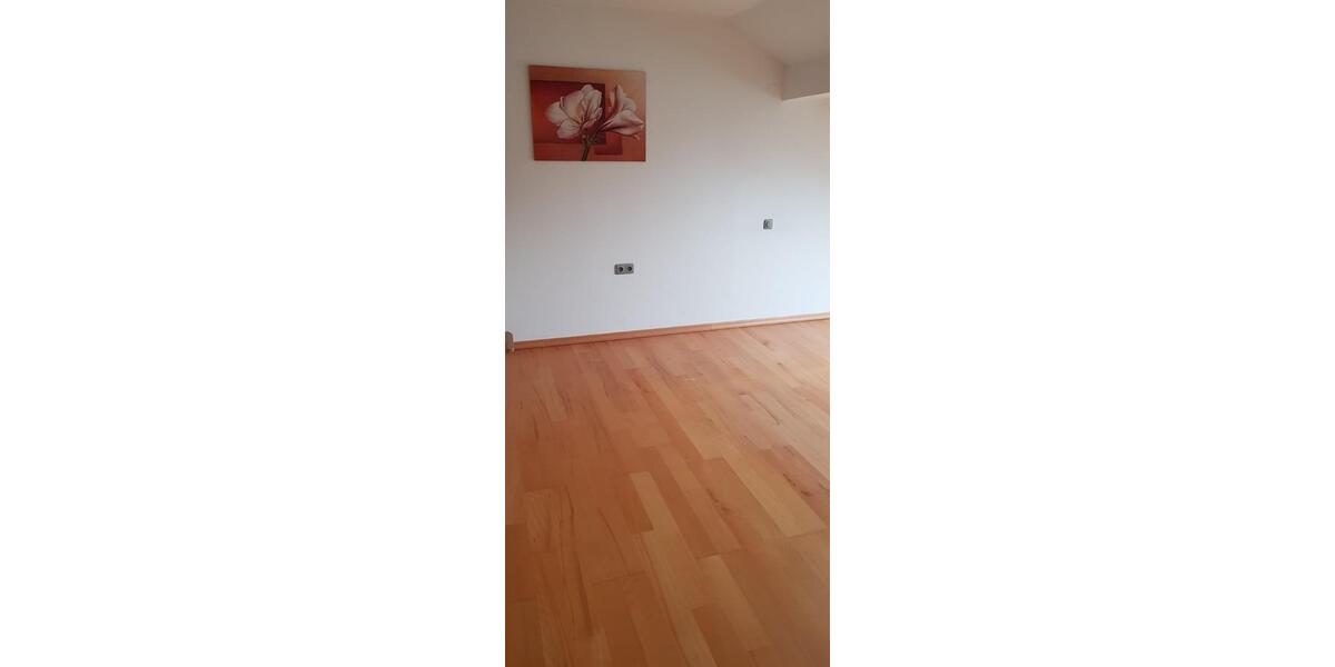 Dachgeschoßwohnung Biebergemünd - 3.5 Zimmer, 110 m&sup2;, 880&euro; | Angebot:25956836