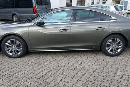Peugeot 508 128.500 km 13.500 &euro; Frankfurt/Main 65933