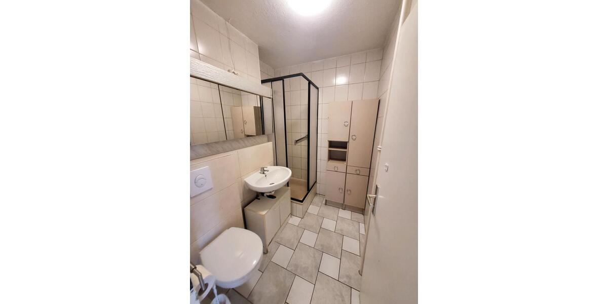 Etagenwohnung Frankfurt am Main West - 2 Zimmer, 60 m&sup2;, 800&euro; | Angebot:26002225