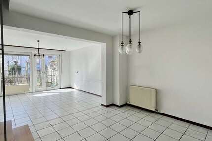 Haus Langenselbold - 5 Zimmer, 135 m&sup2;, 410.000&euro; | Angebot:25642919