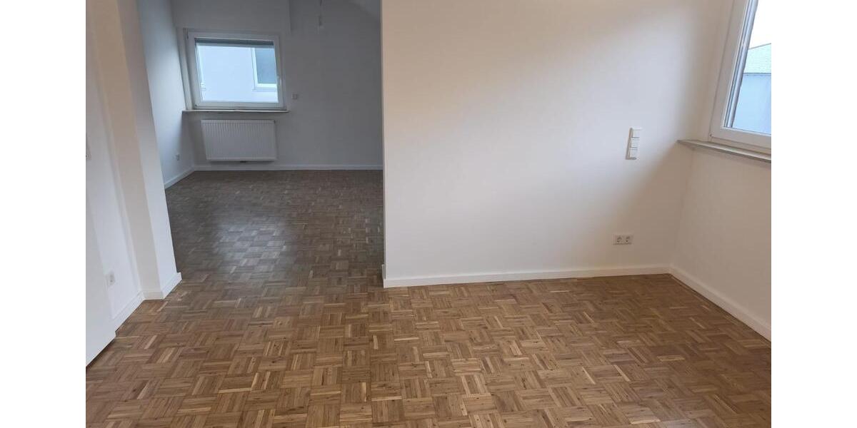 Etagenwohnung Mühlheim am Main - 3.5 Zimmer, 87 m&sup2;, 1.200&euro; | Angebot:25956838
