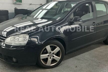 VW Golf 120.000 km 5.900 &euro; Frankfurt am Main 65933