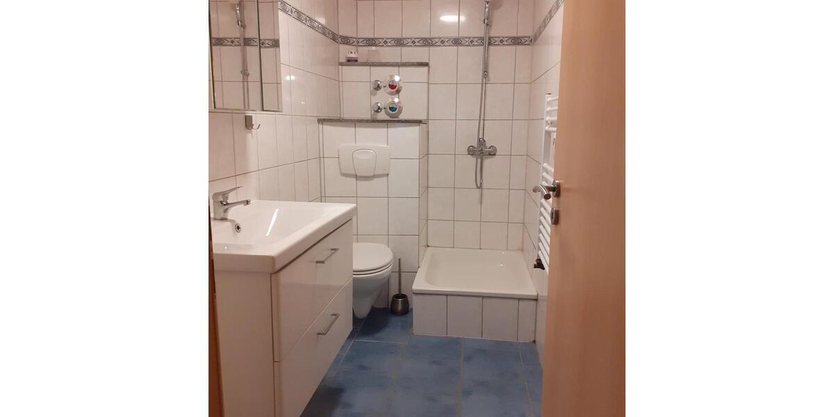 Dachgeschoßwohnung Rodgau - 3 Zimmer, 60 m&sup2;, 680&euro; | Angebot:25283263