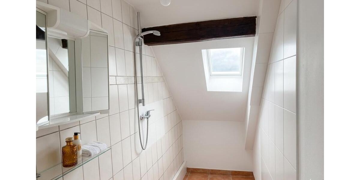 Dachgeschoßwohnung Friedberg (Hessen) - 3 Zimmer, 67 m&sup2;, 790&euro; | Angebot:25840341