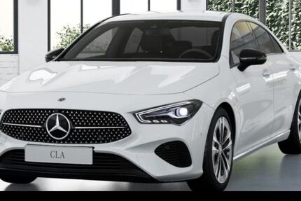 Mercedes-Benz CLA 200 14.000 km 36.750 &euro; Frankfurt 60599