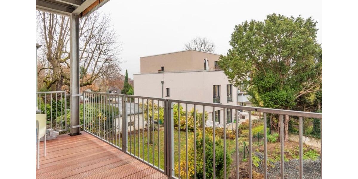 Mehrfamilienhaus, Wohnhaus Frankfurt am Main Bornheim - 11 Zimmer, 280 m&sup2;, 2.390.000&euro; | Angebot:25103302