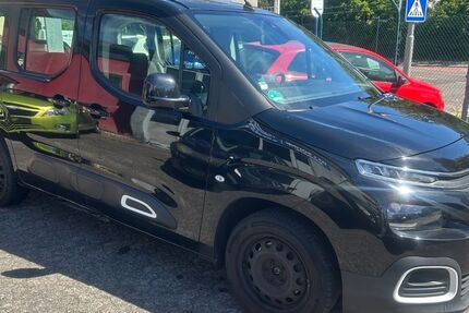 Citroen Berlingo 236.400 km 9.490 &euro; Hanau 63452