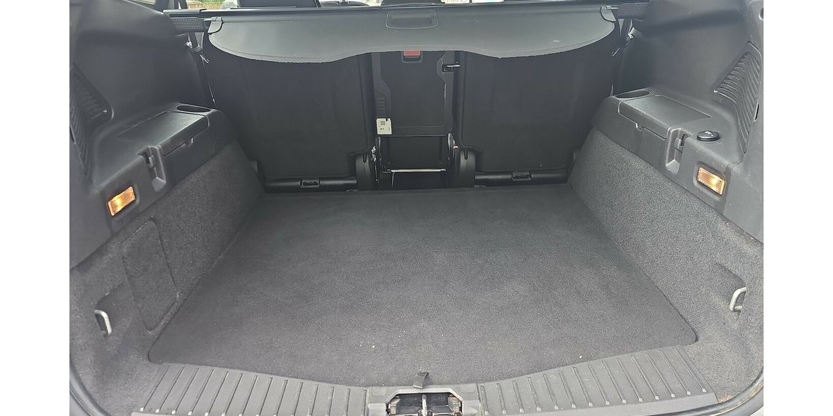Ford C-Max Grand Business Edition 121.000 km 6.990 &euro; Schwalbach/Taunus 65824