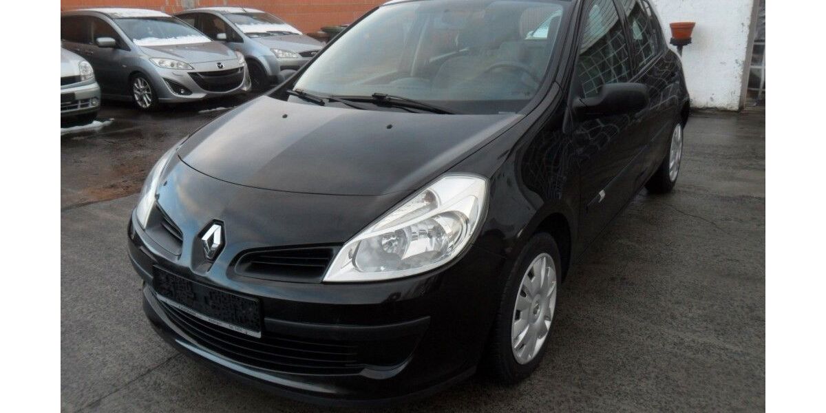 Renault Clio 195.456 km 1.999 &euro; Langenselbold 63505