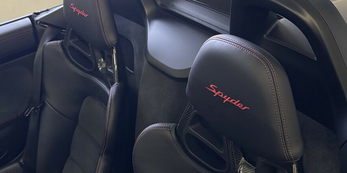 Porsche 718 Boxster Spyder APPROVED/Schalensitze/Chrono 6.800 km 103.900 &euro; Dreieich 63303