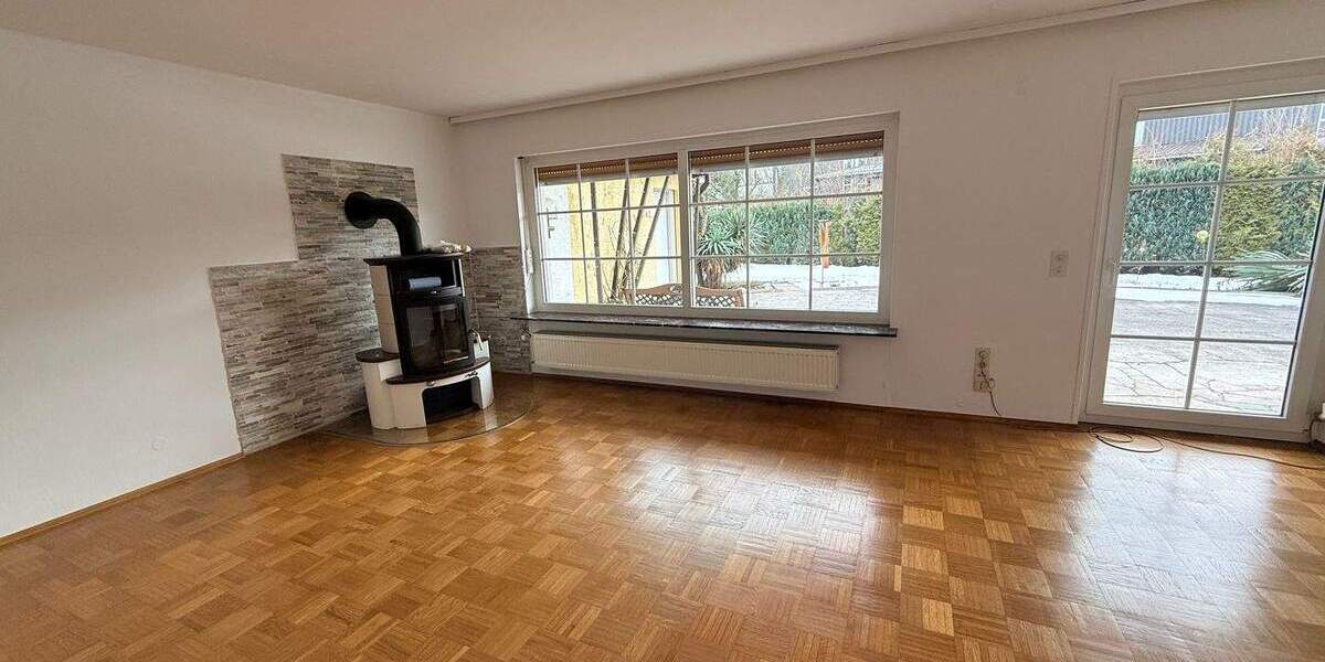 Mehrfamilienhaus, Wohnhaus Niederdorfelden - 8 Zimmer, 850.000&euro; | Angebot:25701227