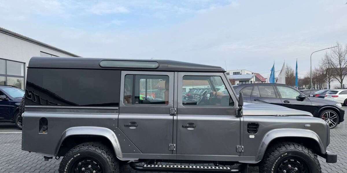 Land Rover Defender 14.910 km 84.880 &euro; Hanau 63456