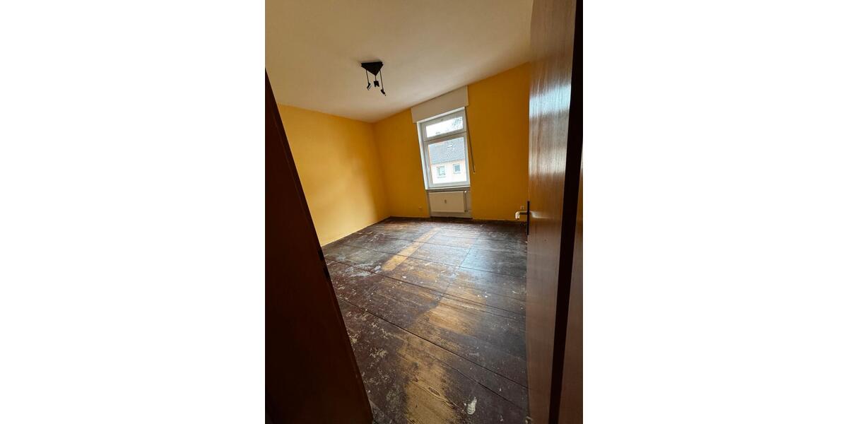 Etagenwohnung Frankfurt am Main Nied - 3 Zimmer, 75 m&sup2;, 800&euro; | Angebot:25933537