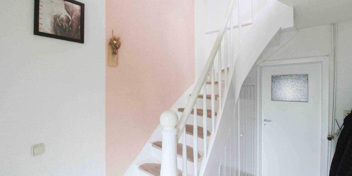 Mehrfamilienhaus, Wohnhaus Büdingen Rinderbügen - 8 Zimmer, 271.000&euro; | Angebot:25718939