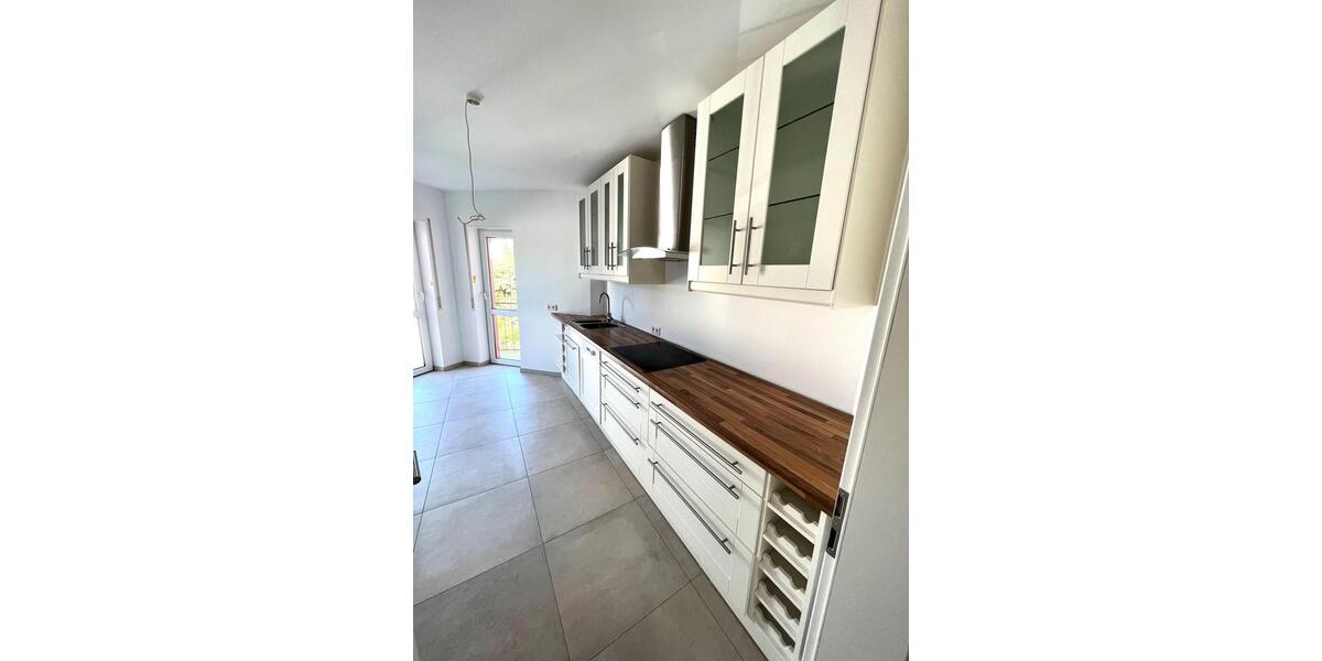 Dachgeschoßwohnung Kronberg im Taunus - 3 Zimmer, 88 m&sup2;, 1.700&euro; | Angebot:25973695