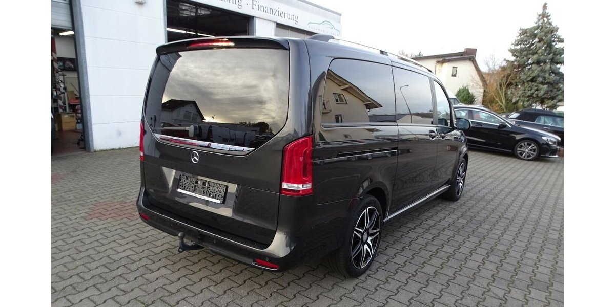 Mercedes-Benz V 300 d 4M lang AVANTGARDE EDITION AMG Line, Stand 61.360 km 56.990 &euro; Rodgau 63110