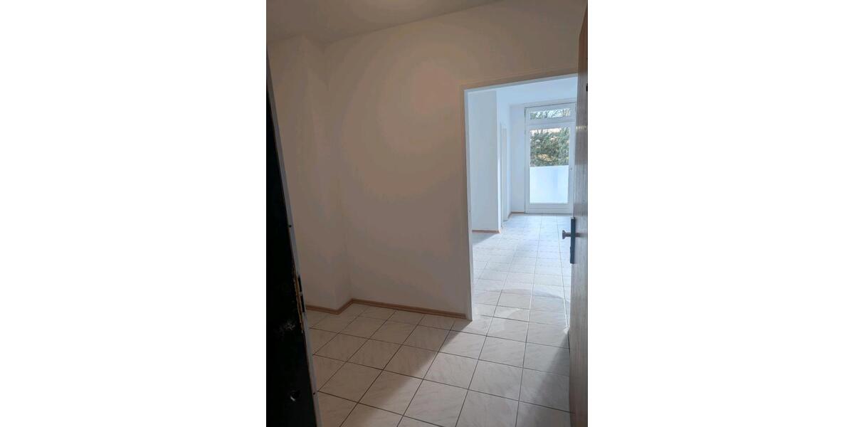 Etagenwohnung Frankfurt am Main Bockenheim - 1 Zimmer, 41 m&sup2;, 900&euro; | Angebot:25965238