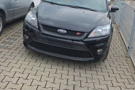 Ford Focus 224.000 km 5.500 &euro; Offenbach 63069