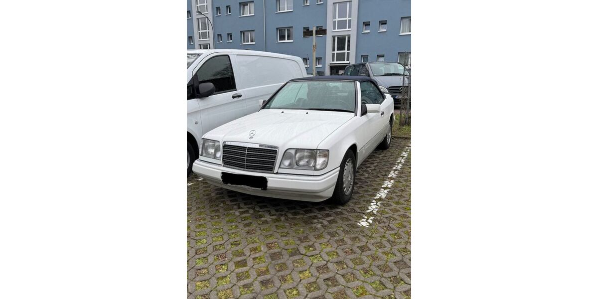 Mercedes-Benz E 220 98.740 km 22.999 &euro; Frankfurt am Main 60488