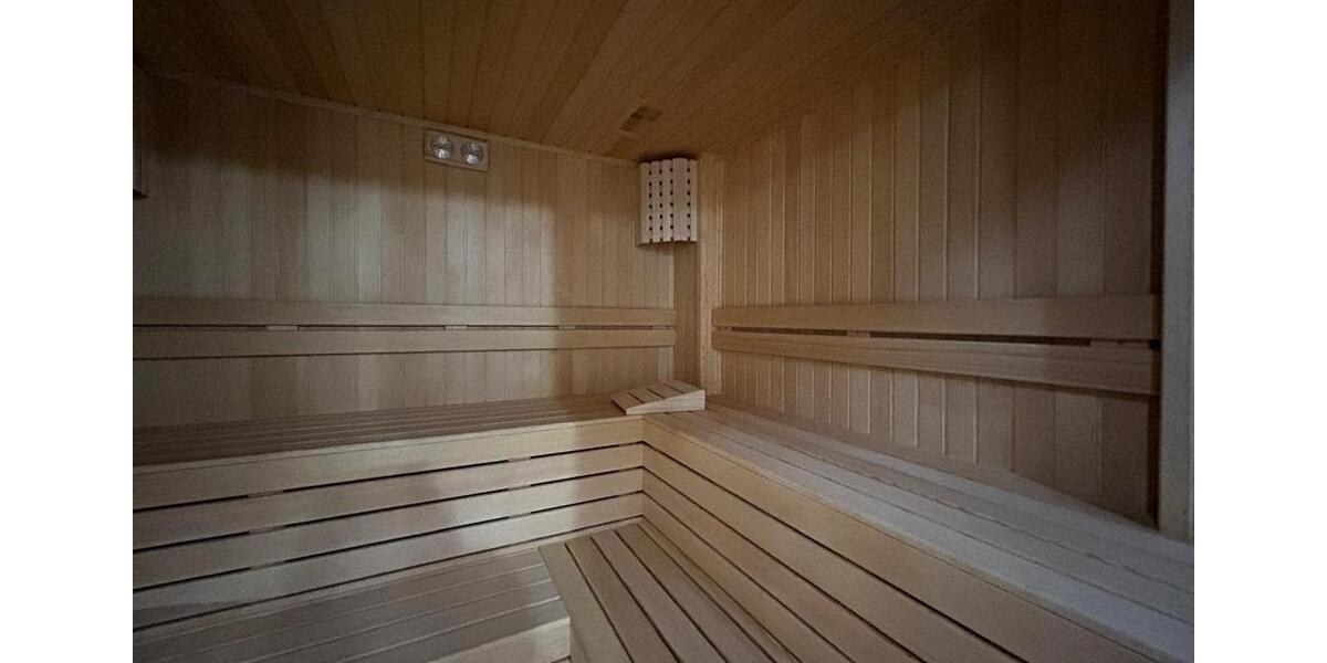 Villa Offenbach am Main Buchrain - 5 Zimmer, 300 m&sup2;, 300.000&euro; | Angebot:25903264