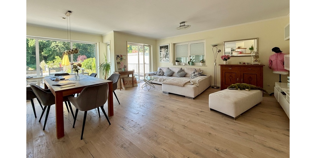 Neu-Isenburg-Buchenbusch: Toplage am Bebauungsrand! Mehrgenerationenhaus mit Traumgrundstück! - Zweifamilienhaus Neu-Isenburg Isenburg | Angebot:25264725