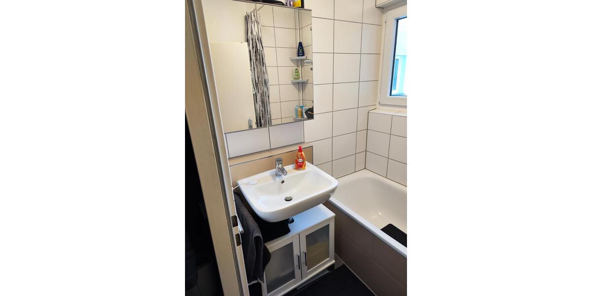 Etagenwohnung Bad Homburg vor der Höhe Gonzenheim - 3 Zimmer, 77 m&sup2;, 890&euro; | Angebot:25252620