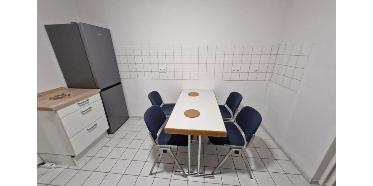 Etagenwohnung Frankfurt am Main Rödelheim - 15 Zimmer, 150 m&sup2;, 590&euro; | Angebot:25923530