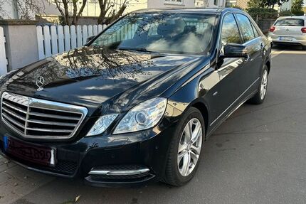 Mercedes-Benz E 200 117.000 km 11.400 &euro; Gross Umstadt 64823
