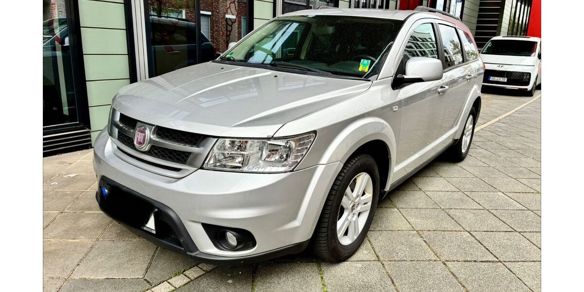 Fiat Freemont 108.500 km 6.900 &euro; Frankfurt am Main 60594