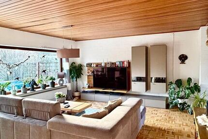 Haus Hasselroth - 6 Zimmer, 192 m&sup2;, 1.500&euro; | Angebot:25720206