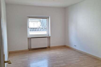 Wohnung Oberursel - 3 Zimmer, 88 m&sup2;, 1.050&euro; | Angebot:25900308