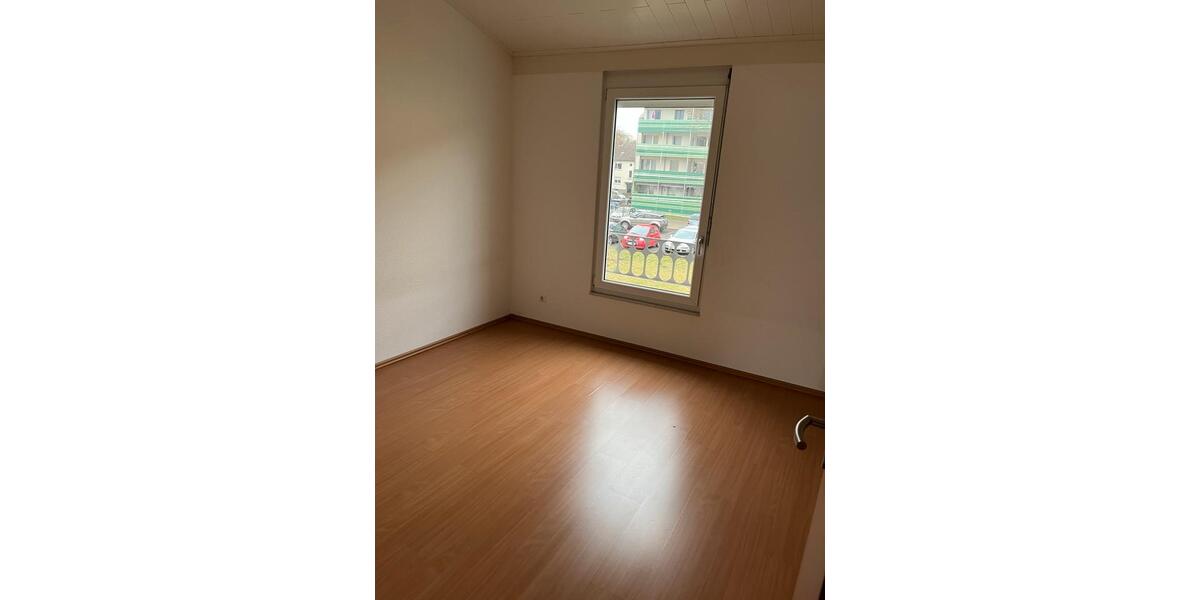 Reihenhaus Hanau Lamboy - 3 Zimmer, 81 m&sup2;, 360.000&euro; | Angebot:25364756